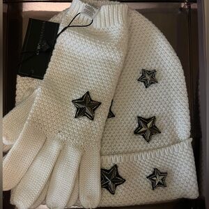 BCBGMaxAzria White Knit Set with Star Details